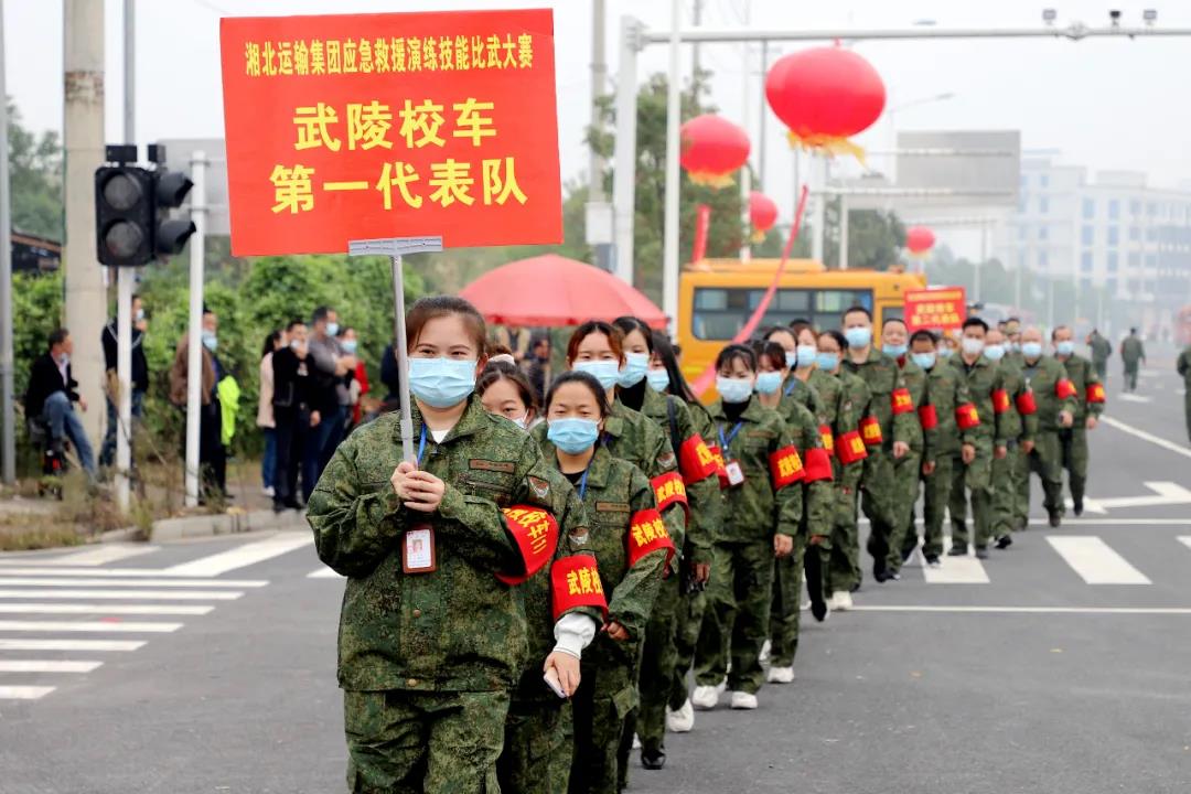 常德市湘北汽車(chē)運(yùn)輸有限公司,常德包車(chē)客運(yùn),常德旅游服務(wù),校車(chē)服務(wù)